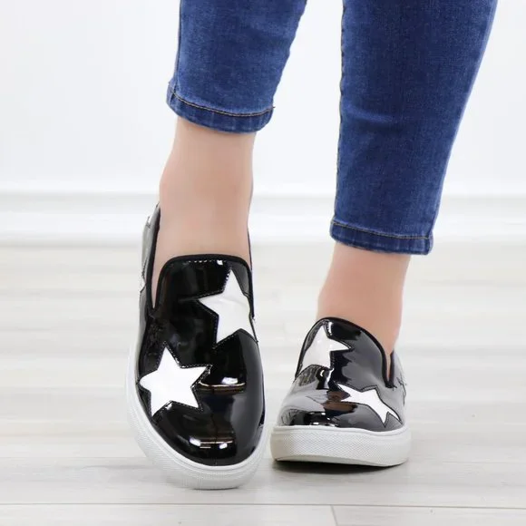 Black With White Stars Patent Sneakers Shoes - Picture 13 of 14